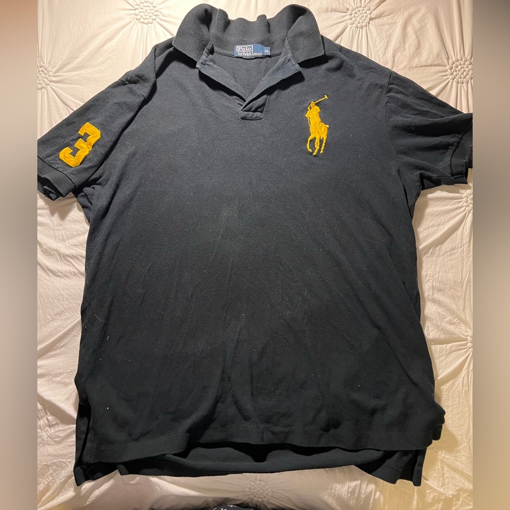 Polo collar shirt